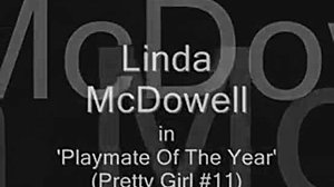 Retro babe Linda McDowell dostaje mocno w dupę