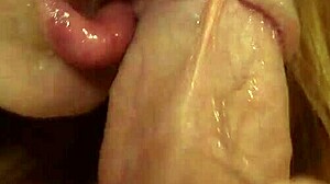 Ukraińska dziwka dostaje pełne usta spermy w POV
