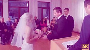 Brudgommen ser på mens bruden hans er utro med en fremmed i offentligheten