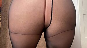 Crossdressing Tgirl's steamy solo pantyhose session