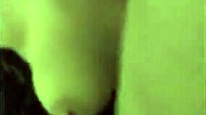 POV-video söpöltä milfistä, joka peitetään spermassa